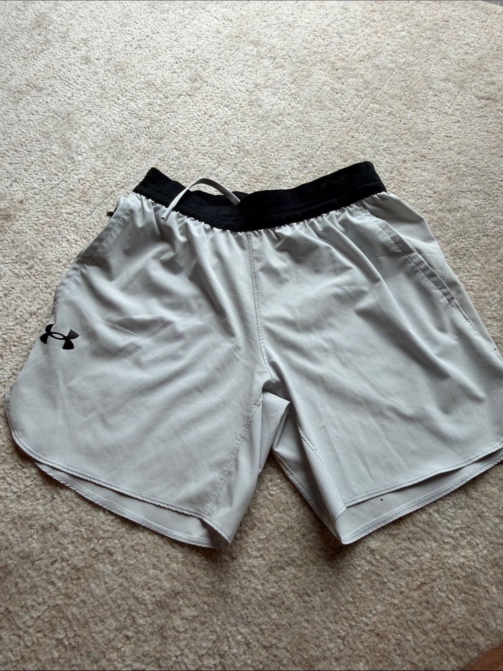 Under Armour Men’s Light Gray Athletic Shorts with Black Waistband